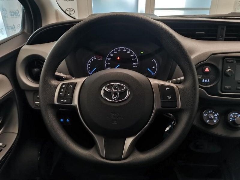 Toyota Yaris YARIS 1.0 BZ Cool