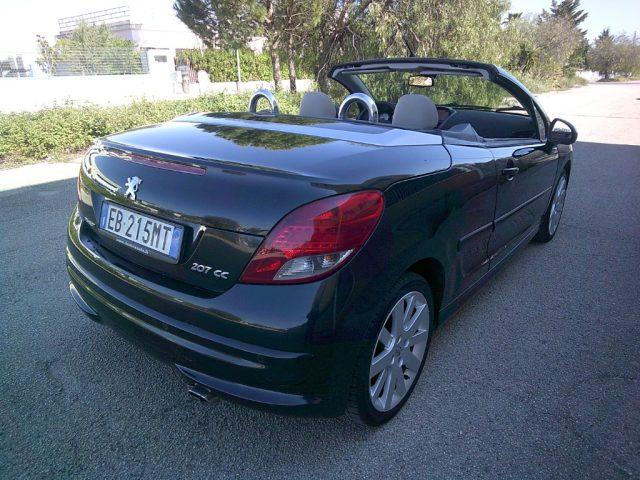 PEUGEOT 207 1.6 8V HDi 112CV CC Féline