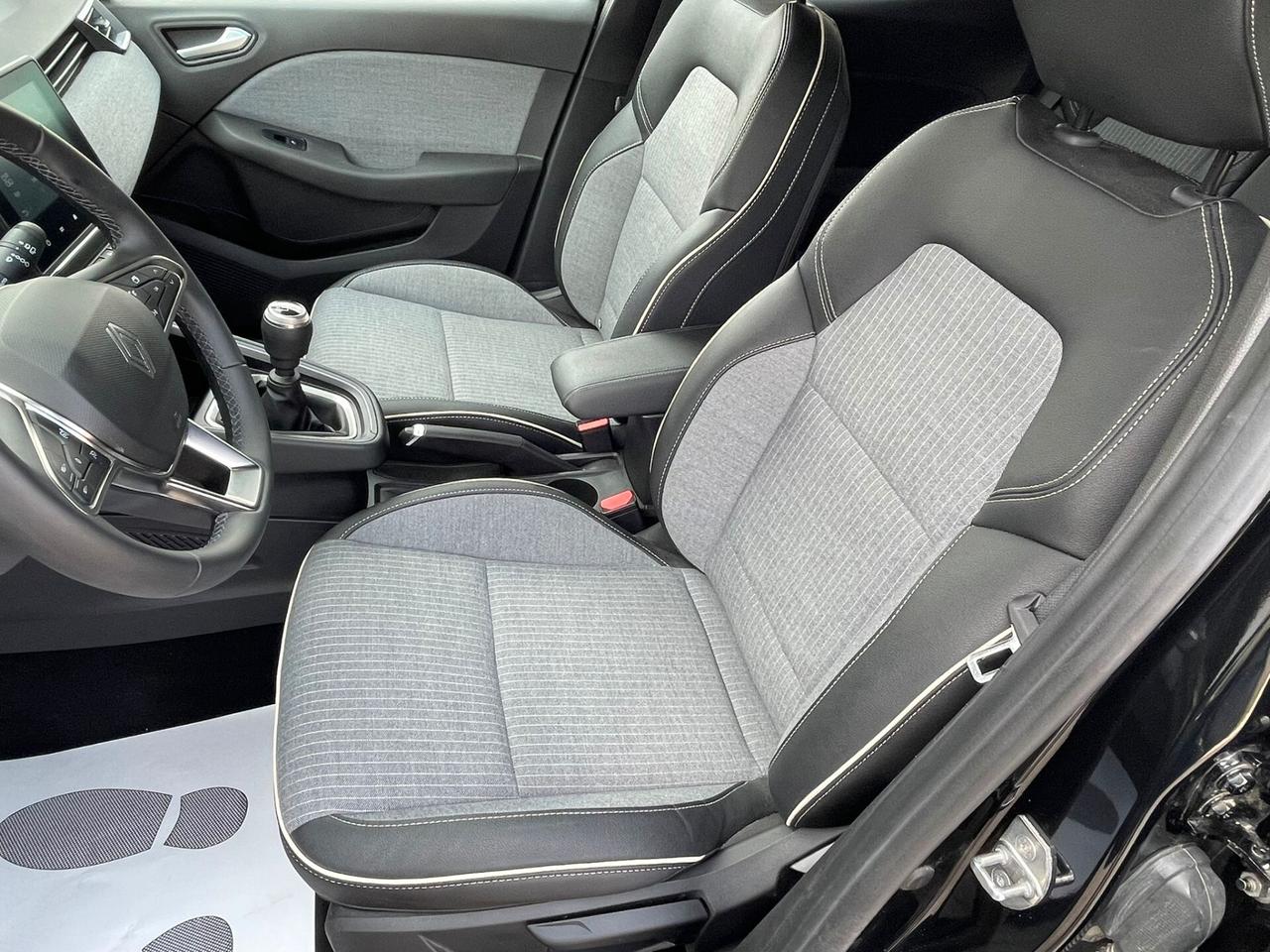 Renault Clio TCe 90 CV 5 porte Techno NAVI ''AZIENDALE''