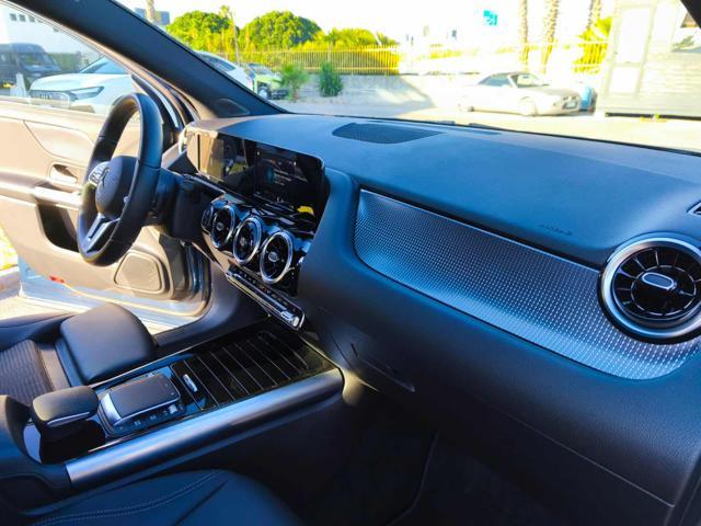 MERCEDES-BENZ GLA 180 Automatic Sport Plus
