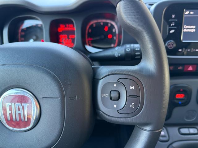 FIAT Panda 1.0 HYBRID CITY LIFE+CLIMATRONIC+SCHERMO+5POSTI