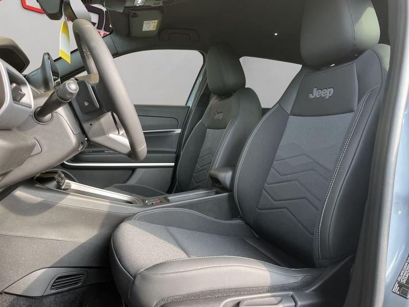 Jeep Avenger 1.2 turbo e-hybrid mhev Summit 110cv