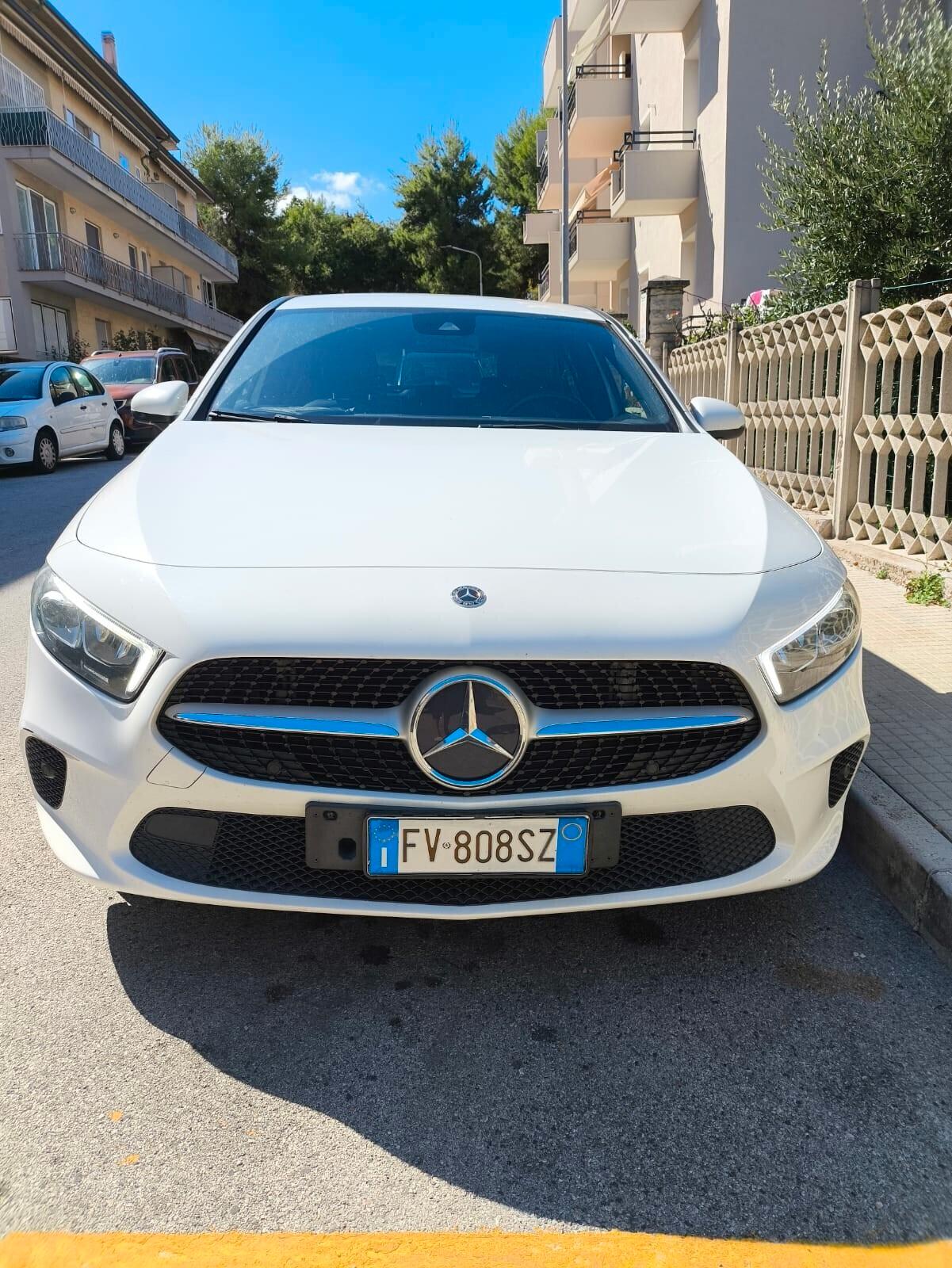 Mercedes-benz A 180 d Automatic Business