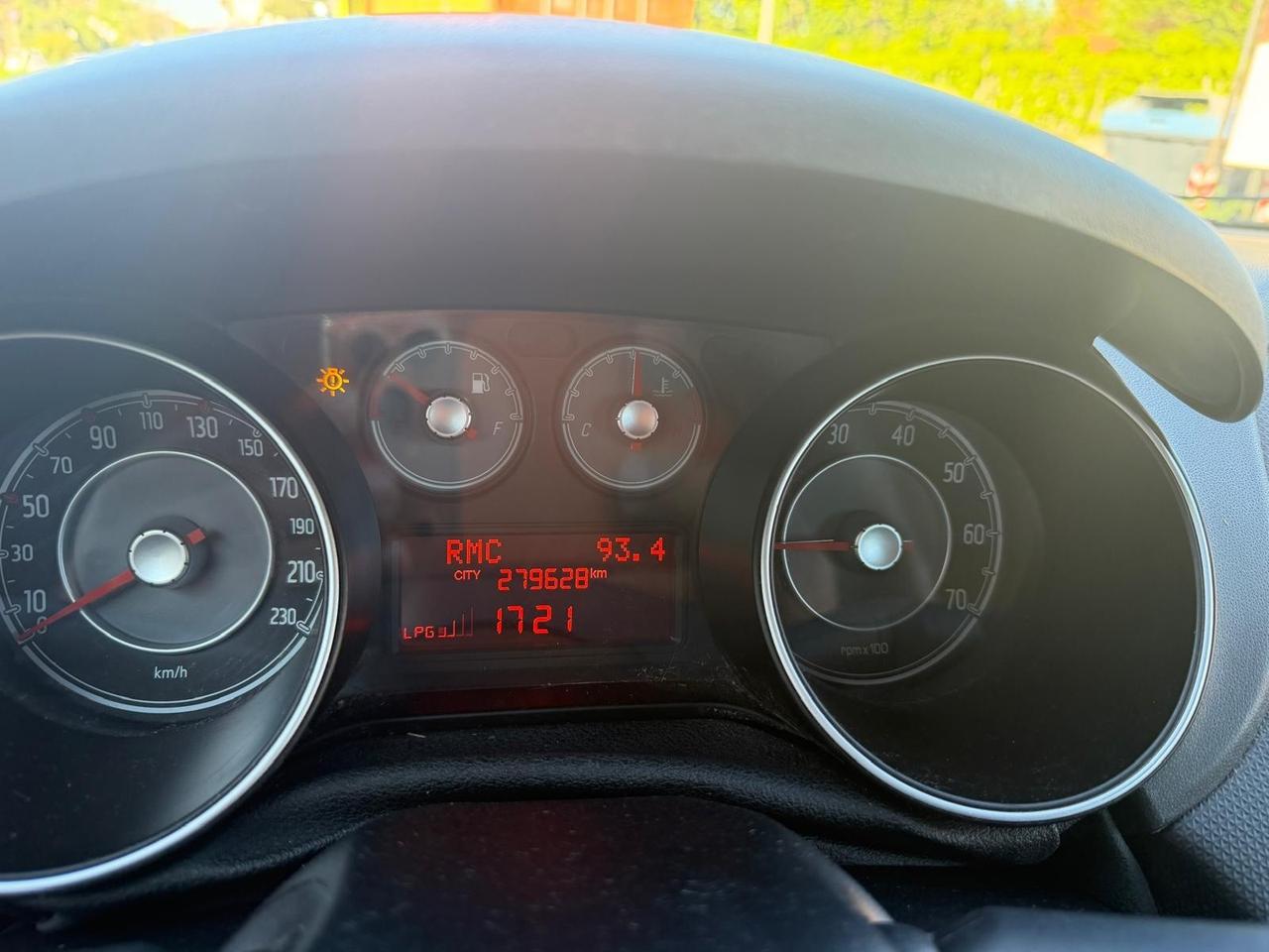 FIAT G PUNTO EVO 1,4 BENZINA GPL