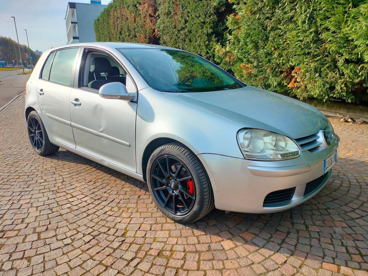 Volkswagen Golf 1.6 16V FSI 5p. Comfortline