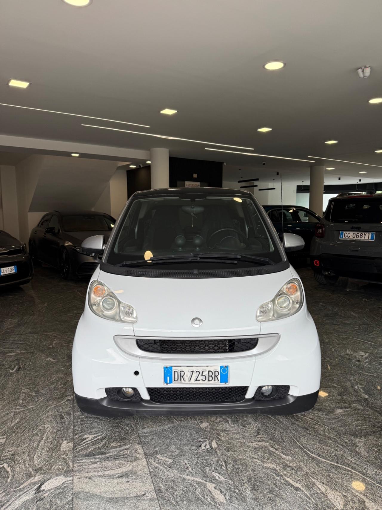 Smart ForTwo 1000 62 kW coupé passion