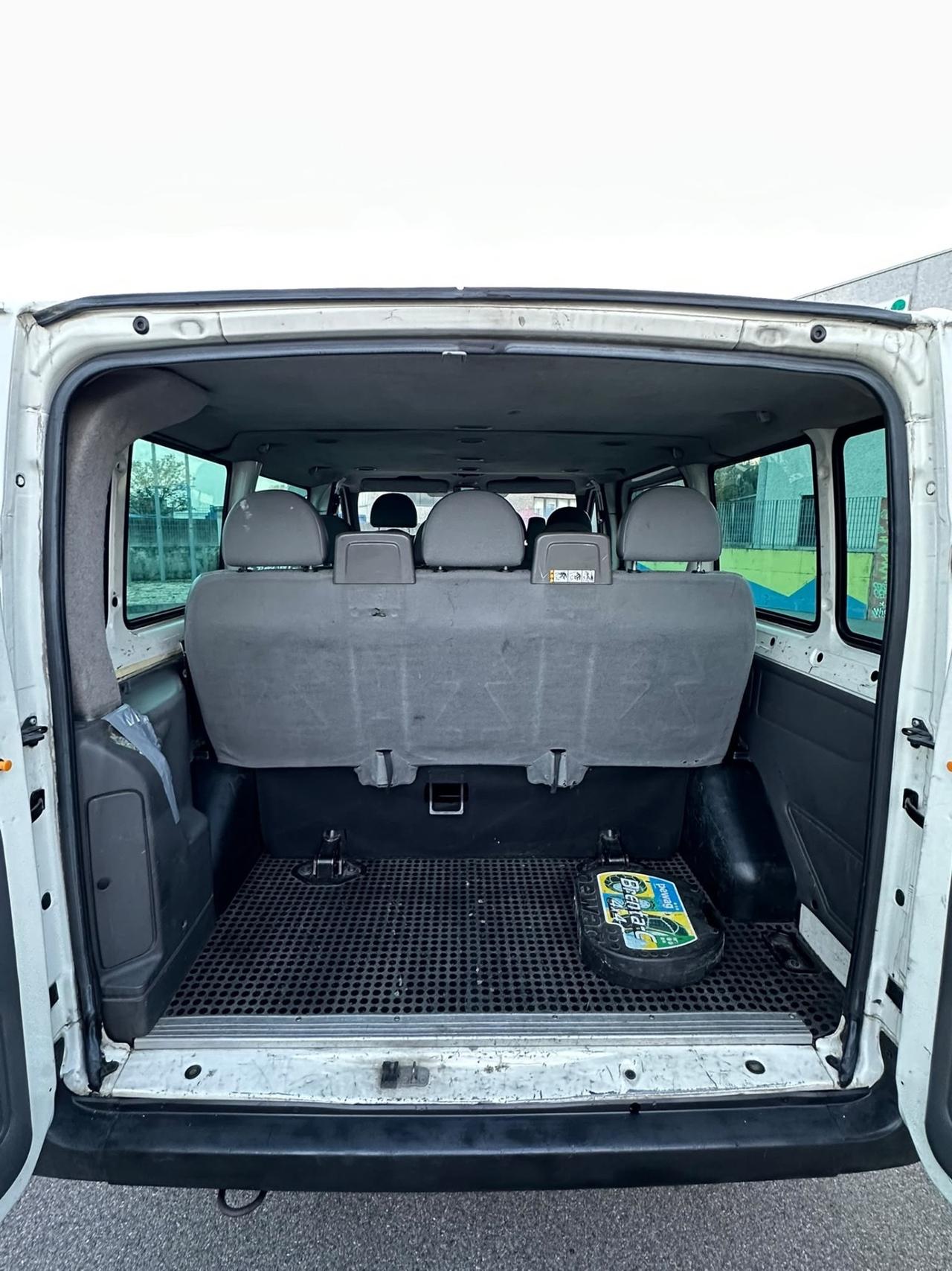 Ford Transit/Tourneo/Bus Transit 300S 2.2 TDCi/130 PC-TN Combi