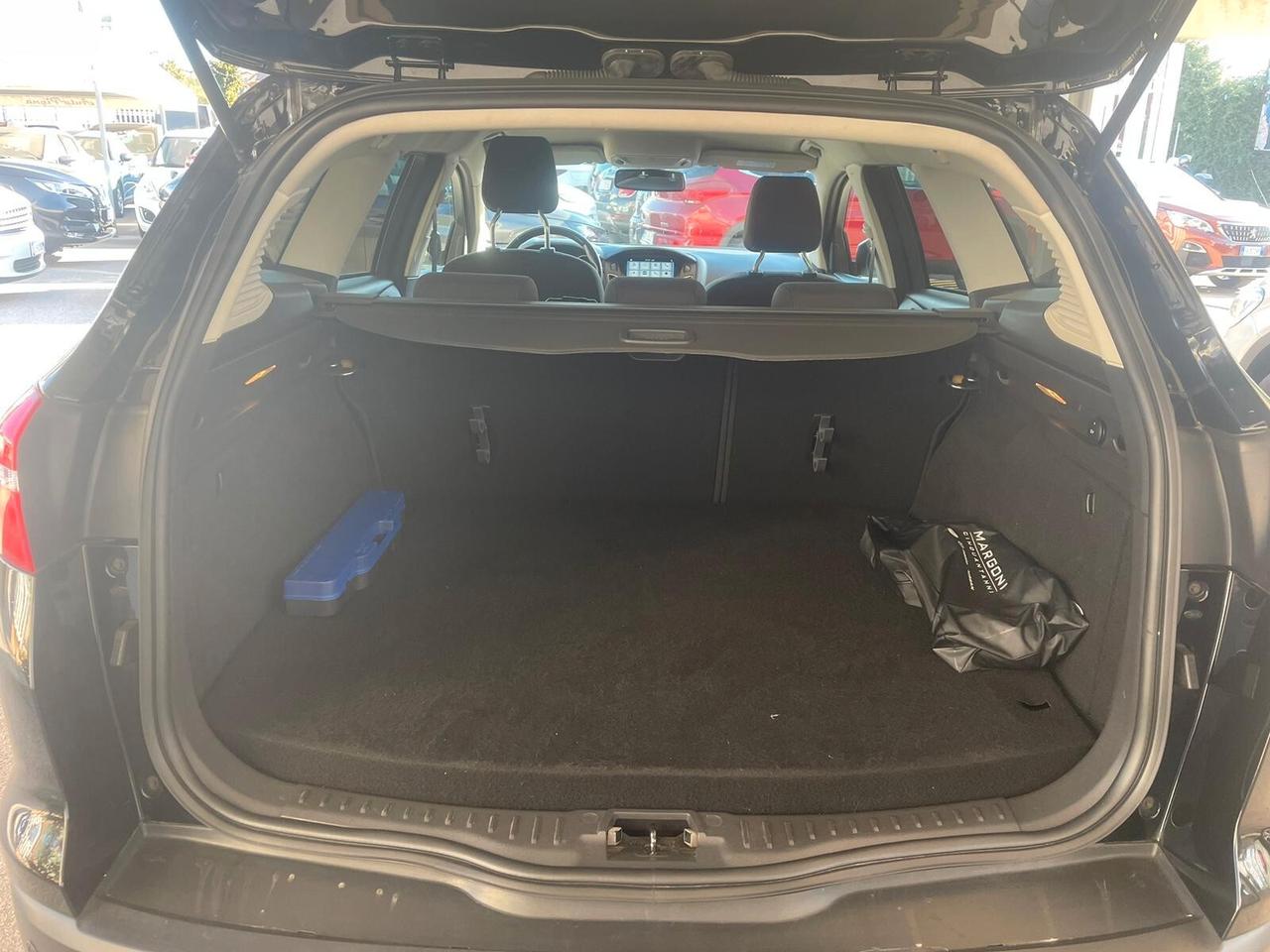 Ford Focus 1.6 120 CV GPL SW Titanium