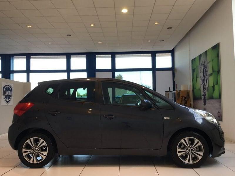 Kia Venga Venga 1.4 crdi Cool 90cv E6