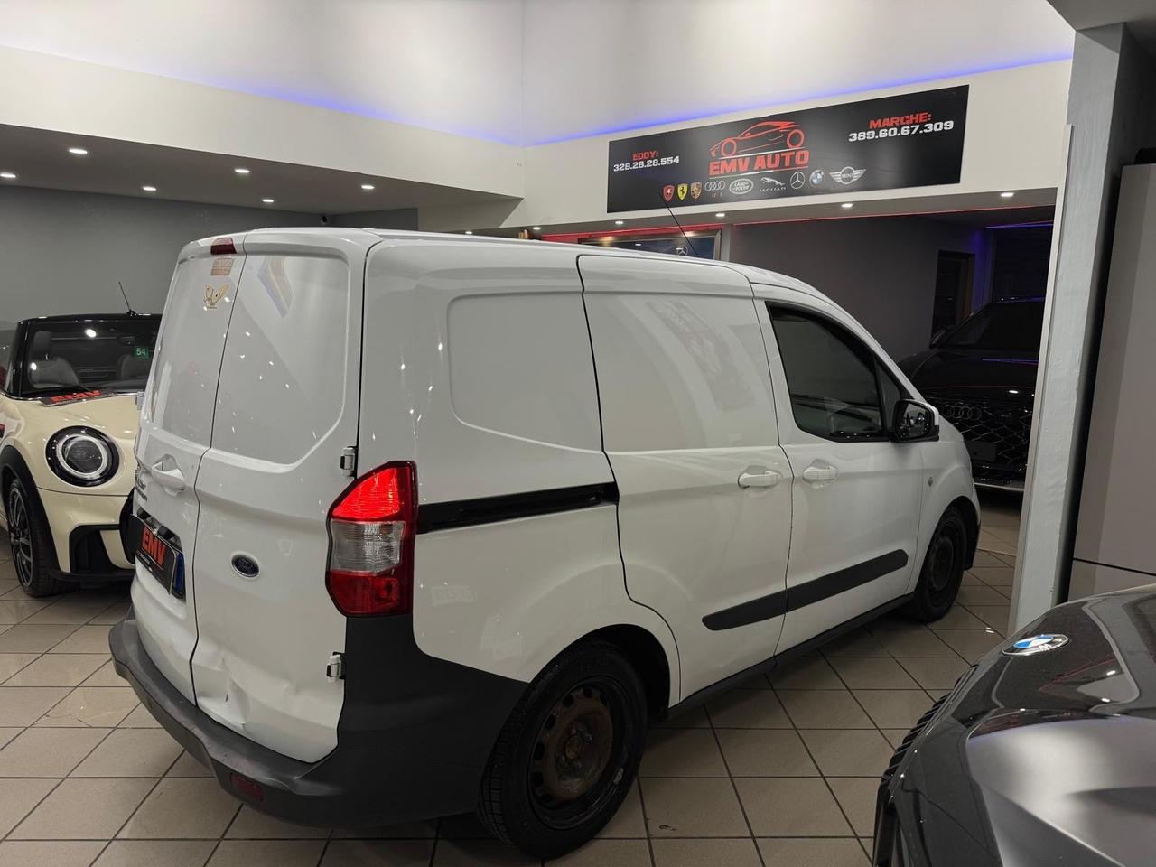 Ford Transit Courier 1.5 TDCi 75CV Van Entry