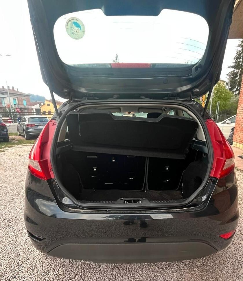 Ford Fiesta 1.4 TDCi 68CV 3 porte Titanium