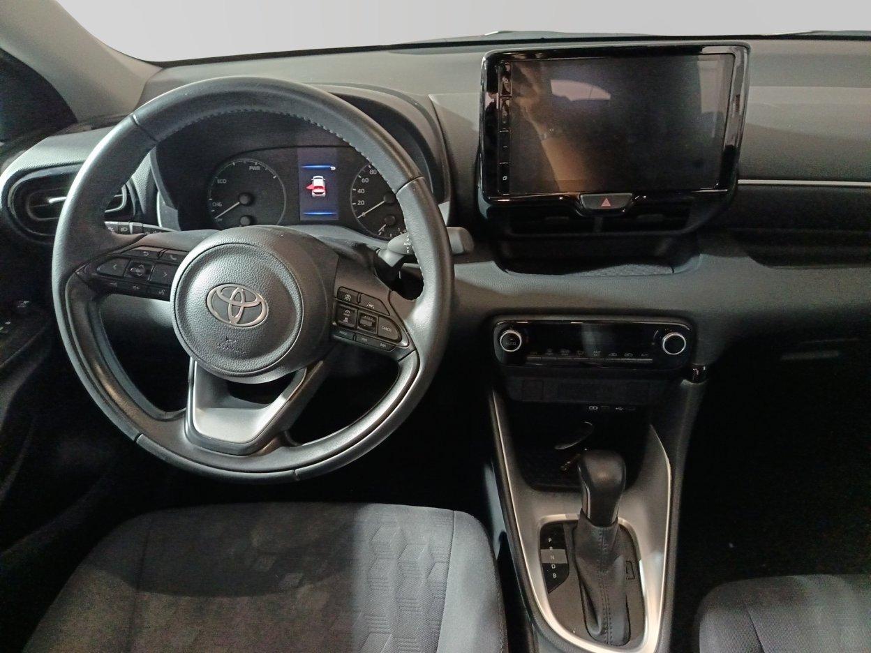 TOYOTA Yaris 4ª serie - Yaris 1.5 Hybrid 5 porte Active AUTOMATICO