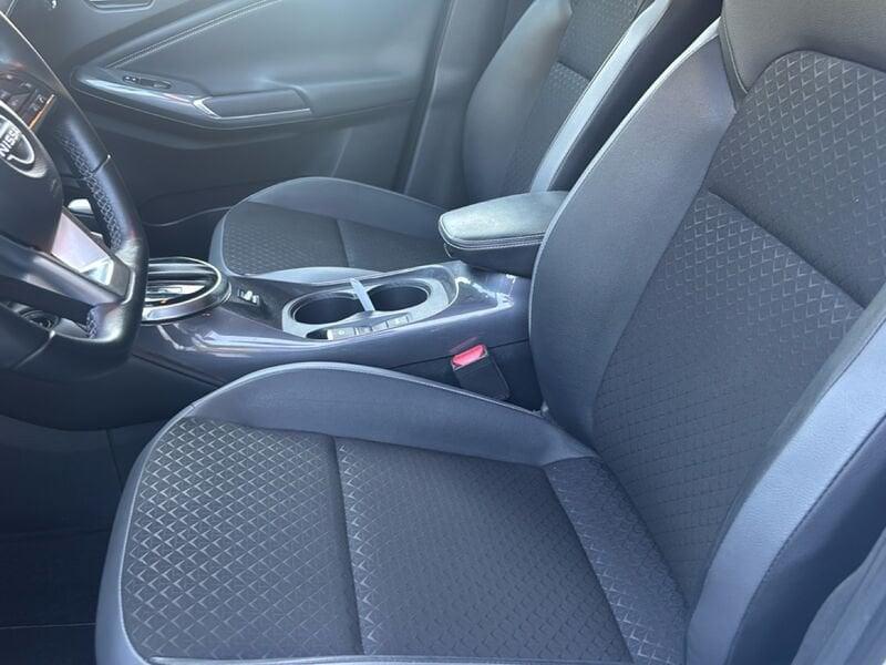 Nissan Juke 1.6 HEV N-Connecta Auto