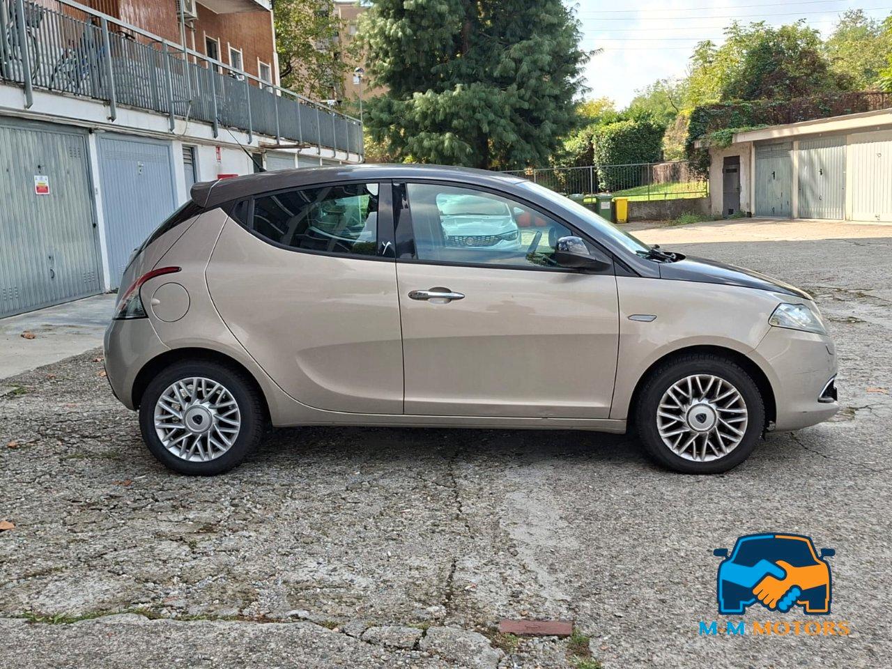 Lancia Ypsilon 5 Porte Ypsilon 1.2 8v Platinum 69cv E6