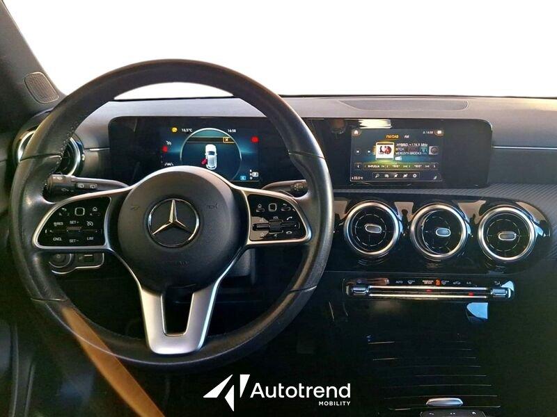 Mercedes-Benz Classe A 180 d 116 CV Automatica LED Business Extra