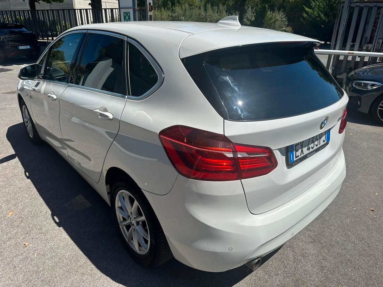 Bmw 2er Active Tourer 218d Advantage
