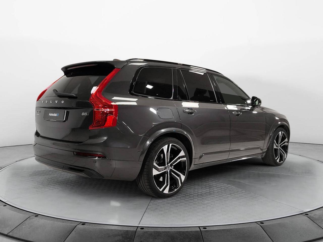 Volvo XC90 b5 Ultimate Dark awd 7 Posti