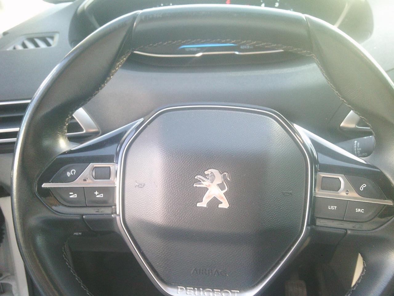 Peugeot 3008 BlueHDi 130 S&S Allure