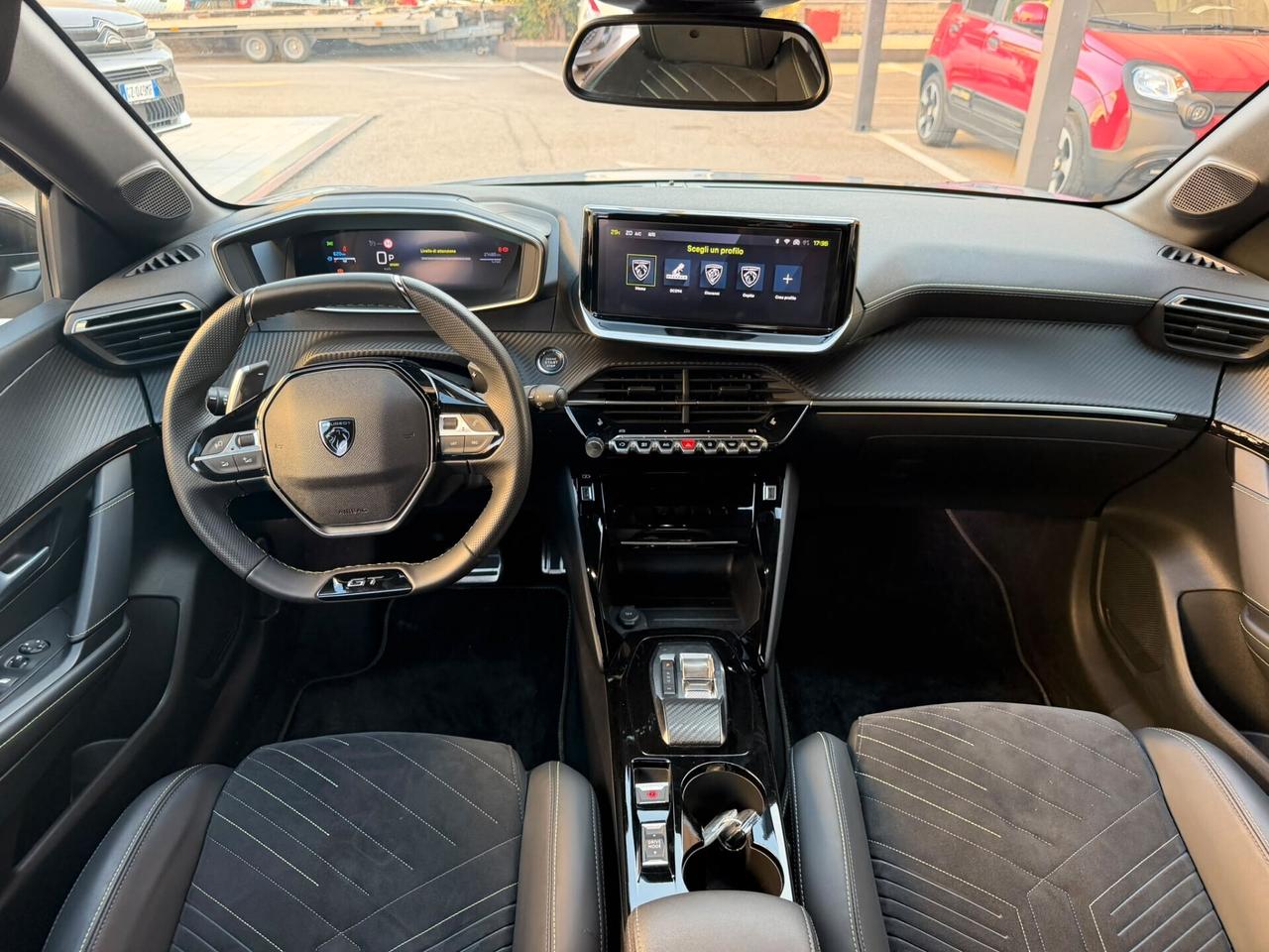 Peugeot 208 1.2 GT HYBRID 145 E-DCS6