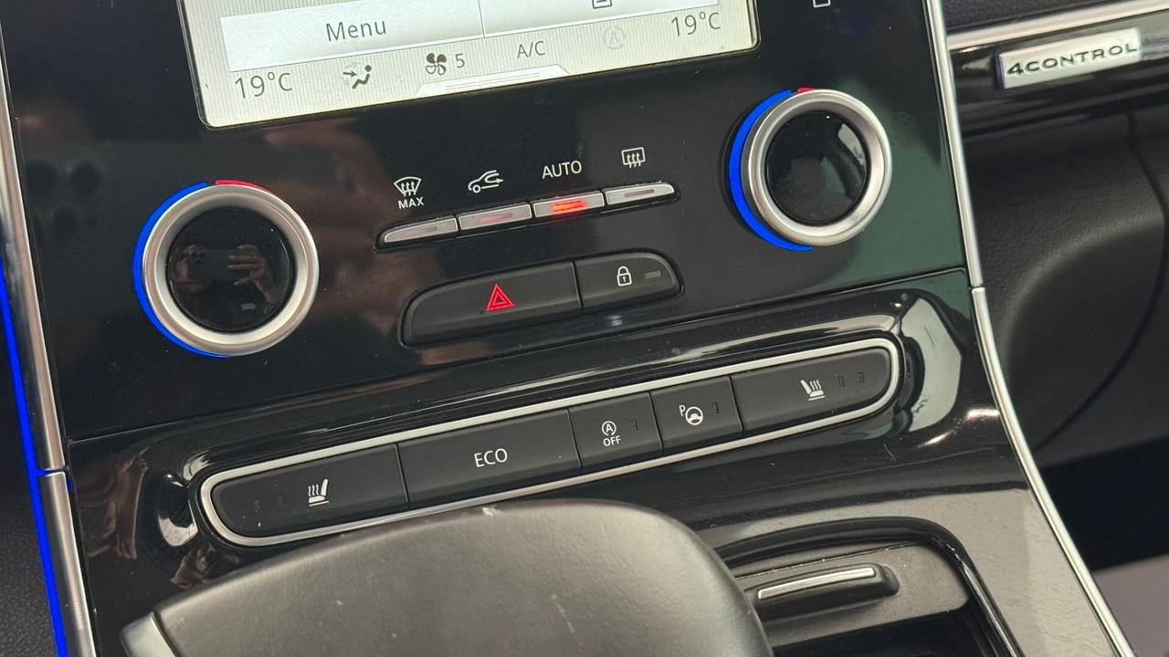 Renault Espace dCi 160CV EDC Energy Initiale Paris 4Control