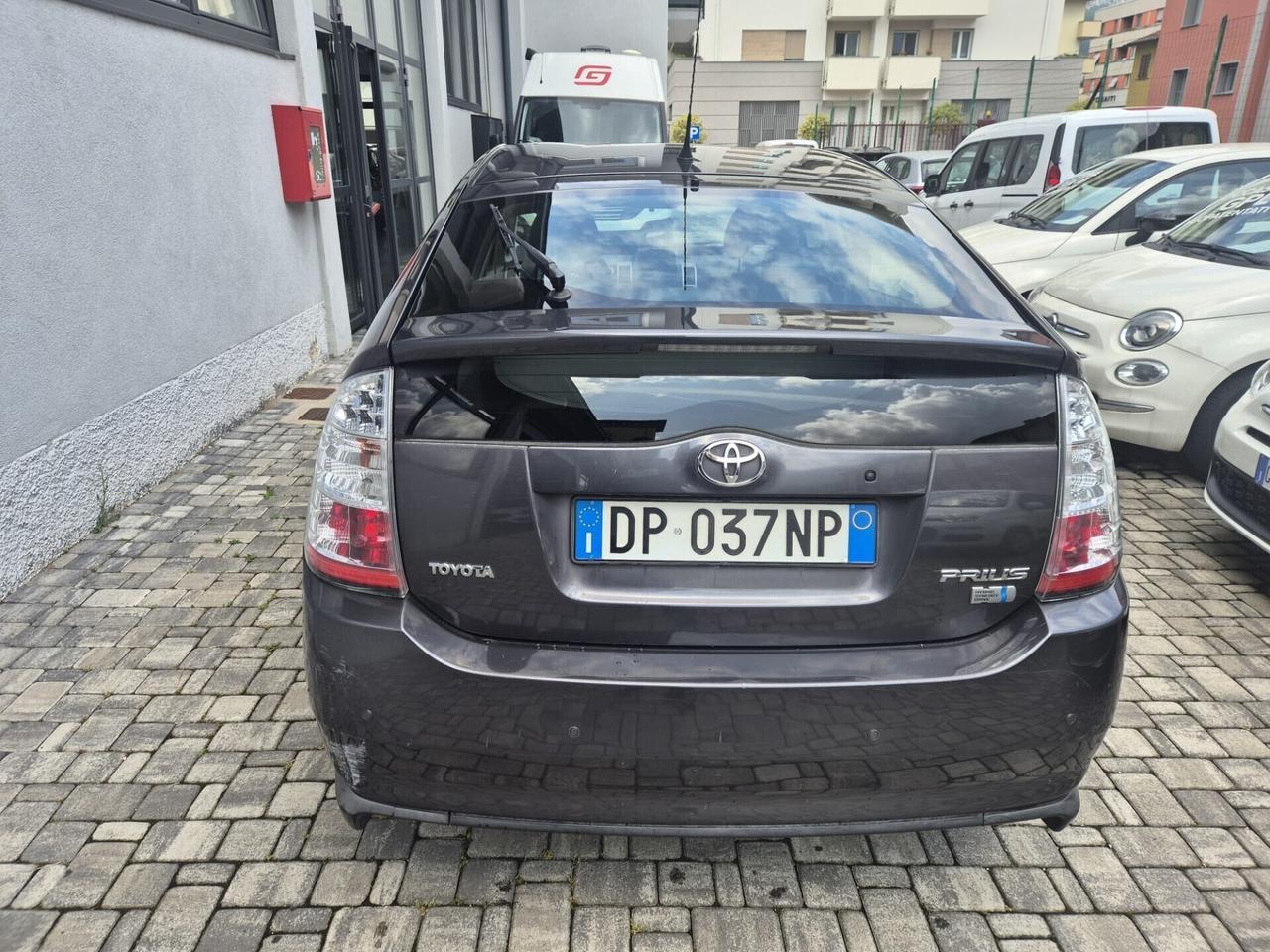 Toyota Prius 1.5i 16V IBRIDA AUTOMATICA 89000KM!!!