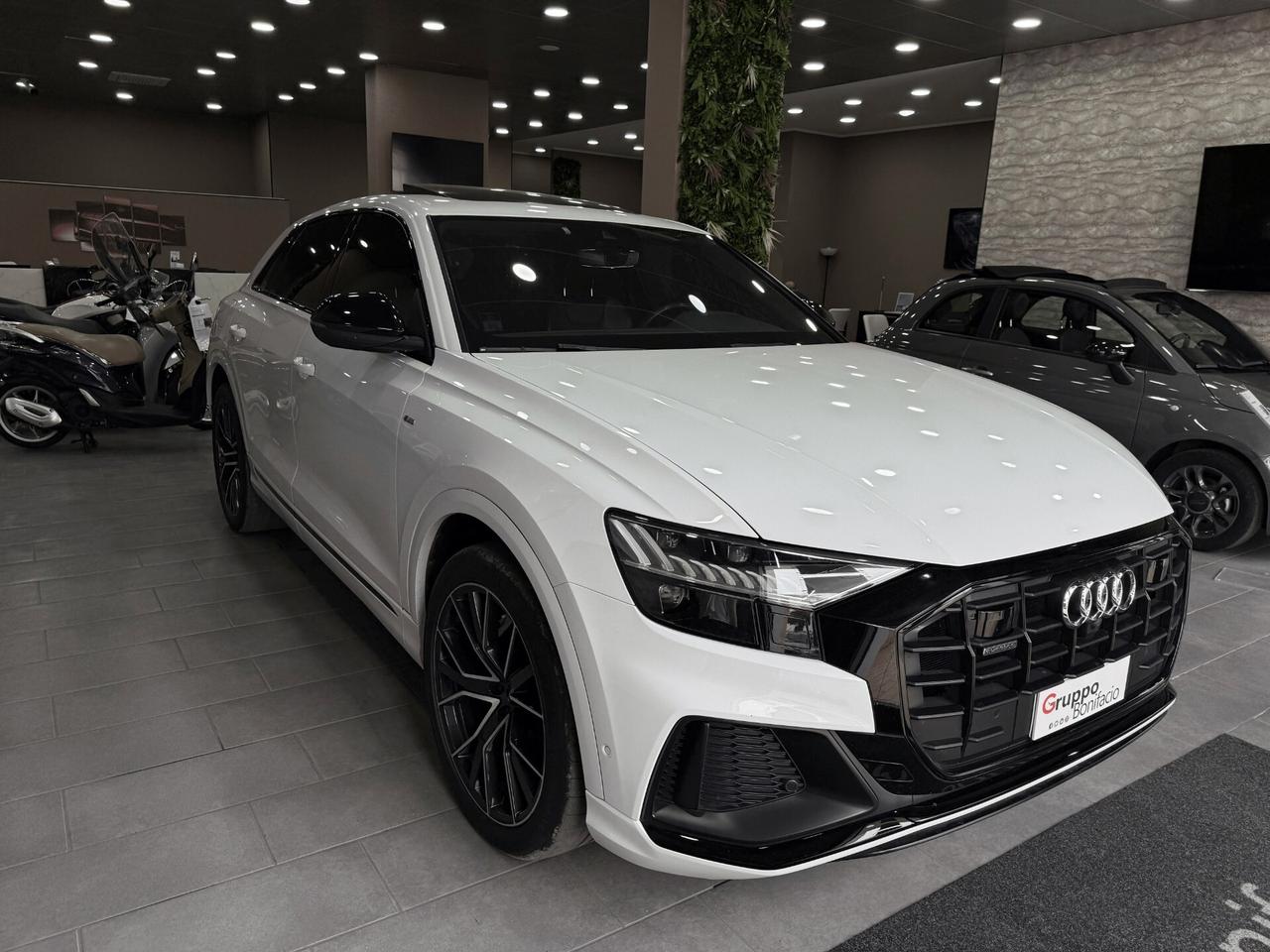 Audi Q8 50 TDI 286 CV quattro tiptronic Sport