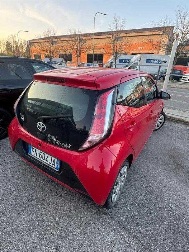 TOYOTA Aygo 1.0 VVT-i 69 CV 5 porte x-business