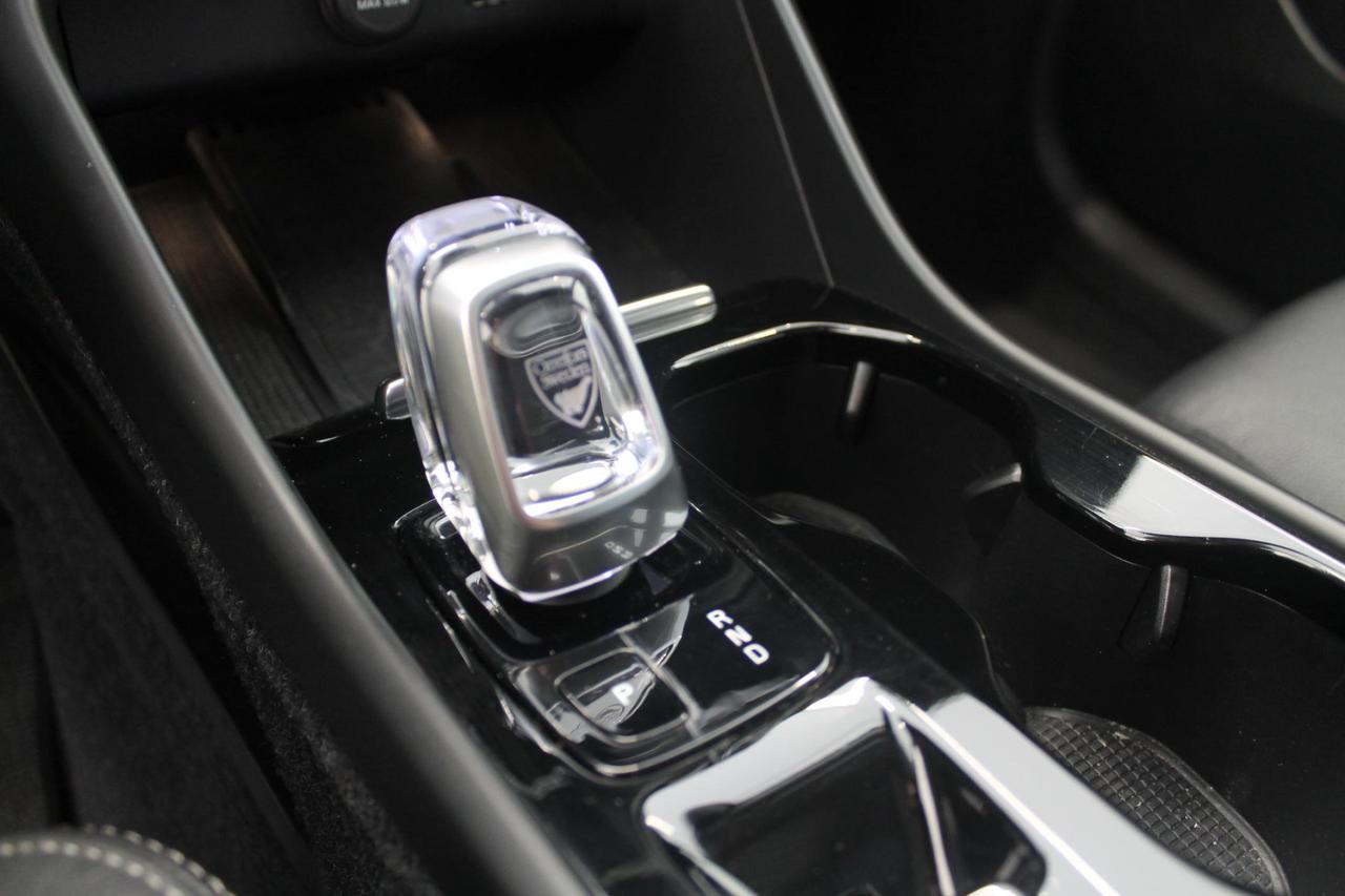 Volvo XC40 2.0 D3 Inscription Geartronic TETTO