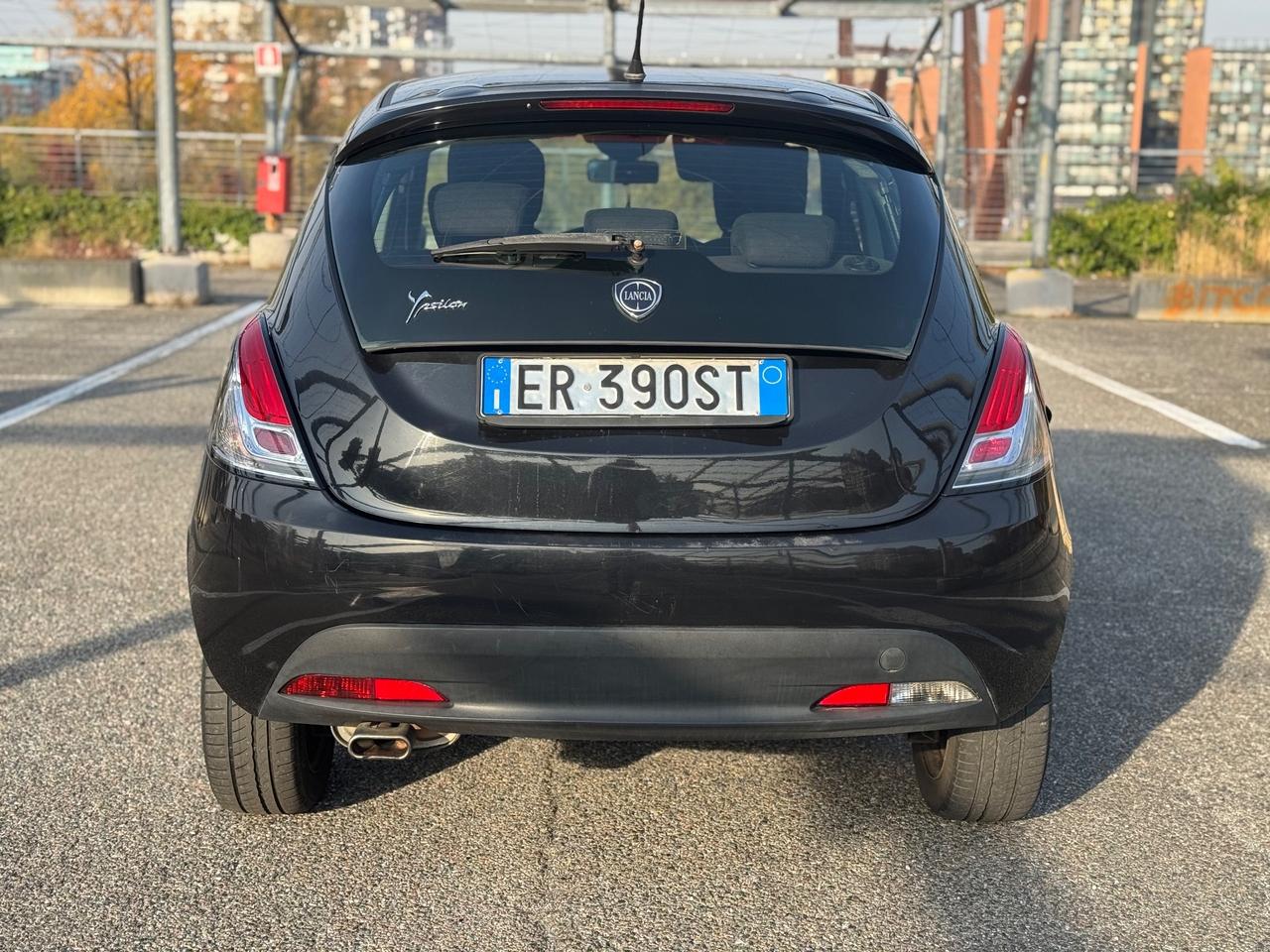 Lancia Ypsilon 1.2 69 CV 5 porte S&S Platinum