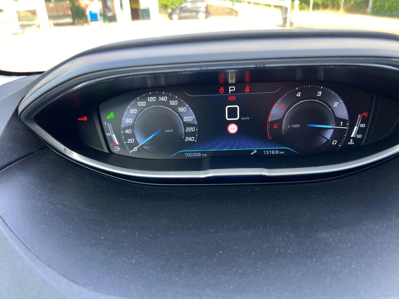 Peugeot 3008 Allure 1.6 Blue HDI 120