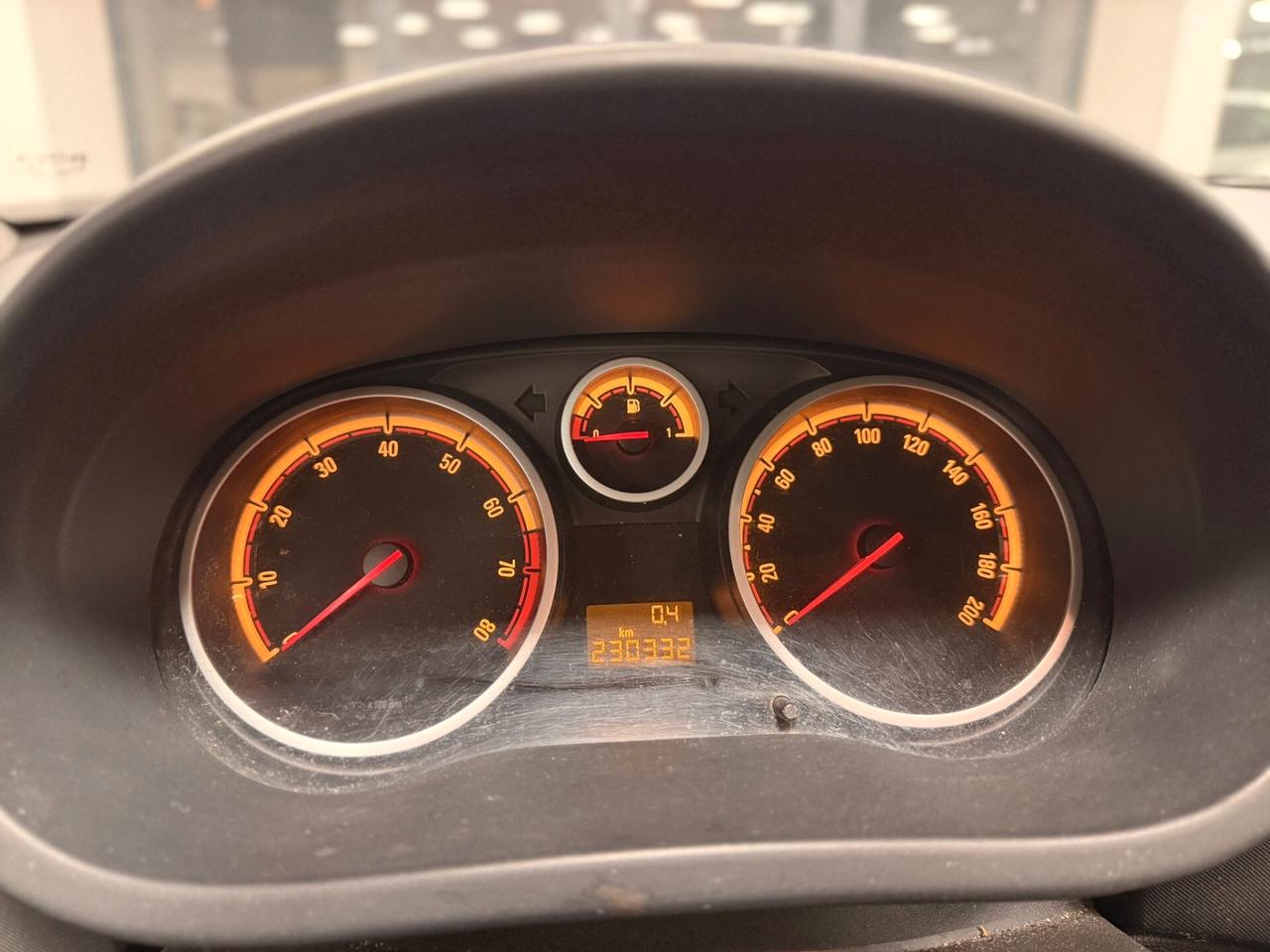 Opel Corsa 1.2 5 porte Cosmo