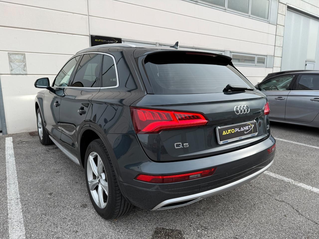 Audi Q5 2.0 TDI 190 CV quattro S tronic Business Sport