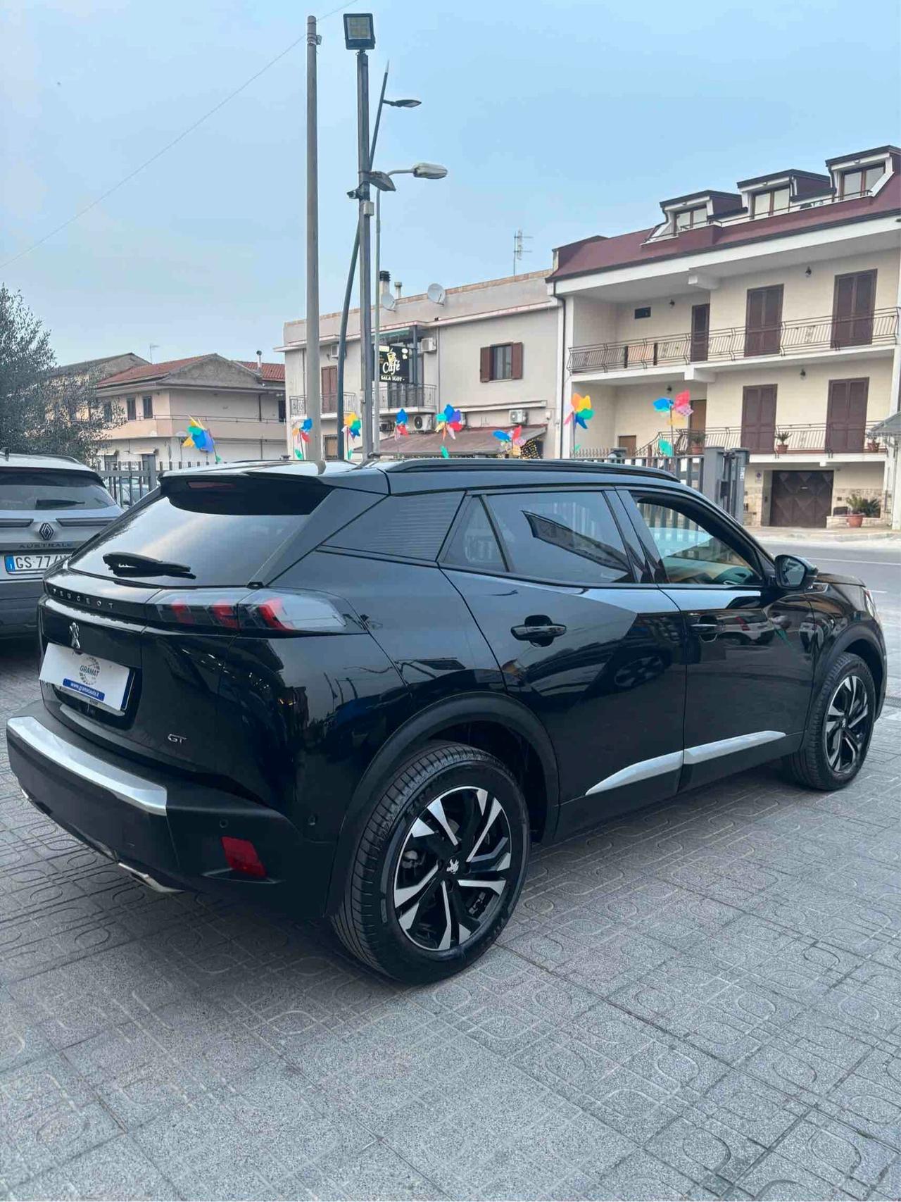 Peugeot 2008 PureTech 130 S&S EAT8 GT