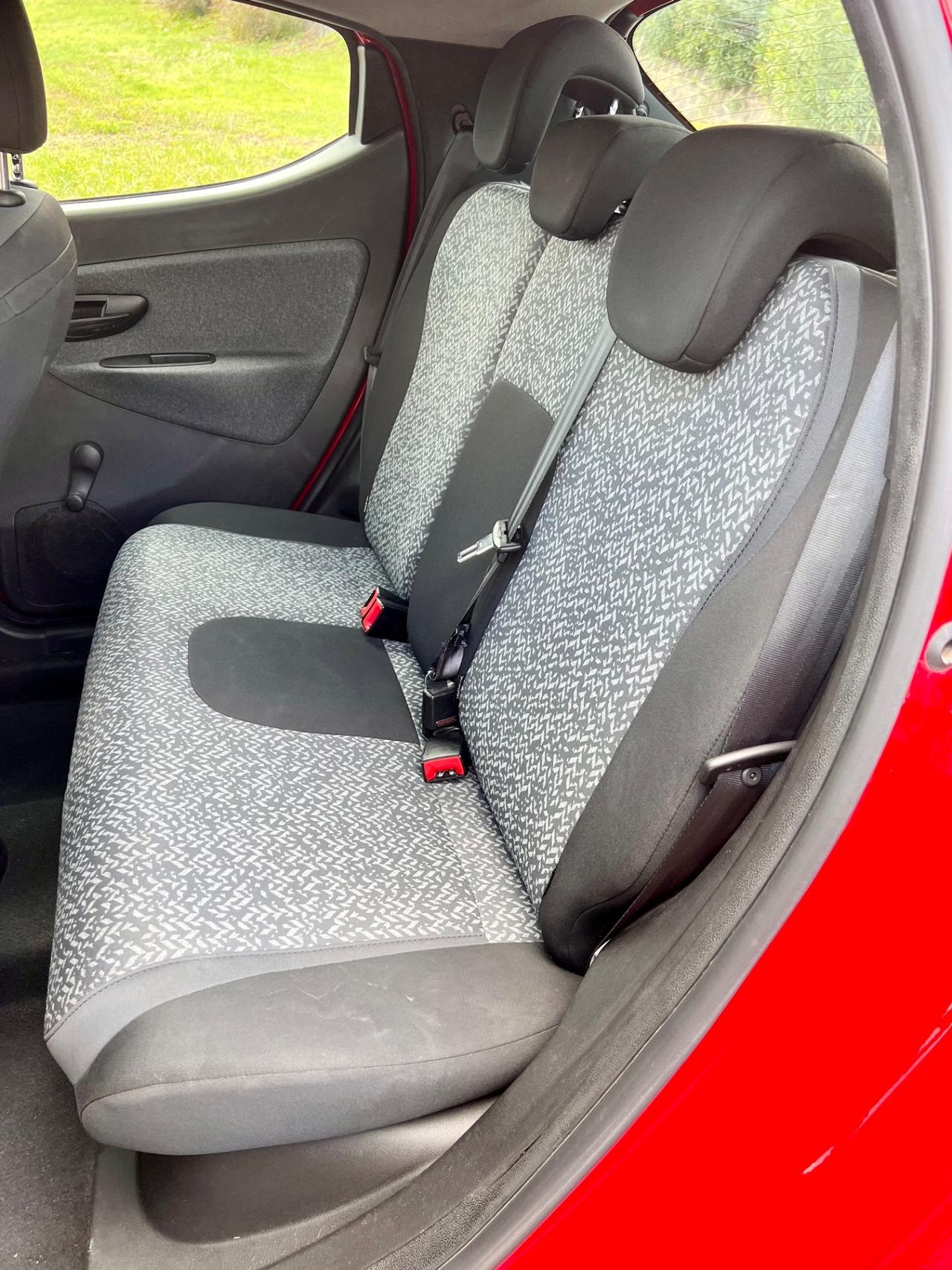 Lancia Ypsilon 1.0 FireFly 5 porte S&S Hybrid Silver Plus