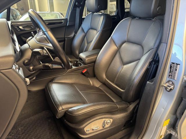 PORSCHE Macan 2.0 T