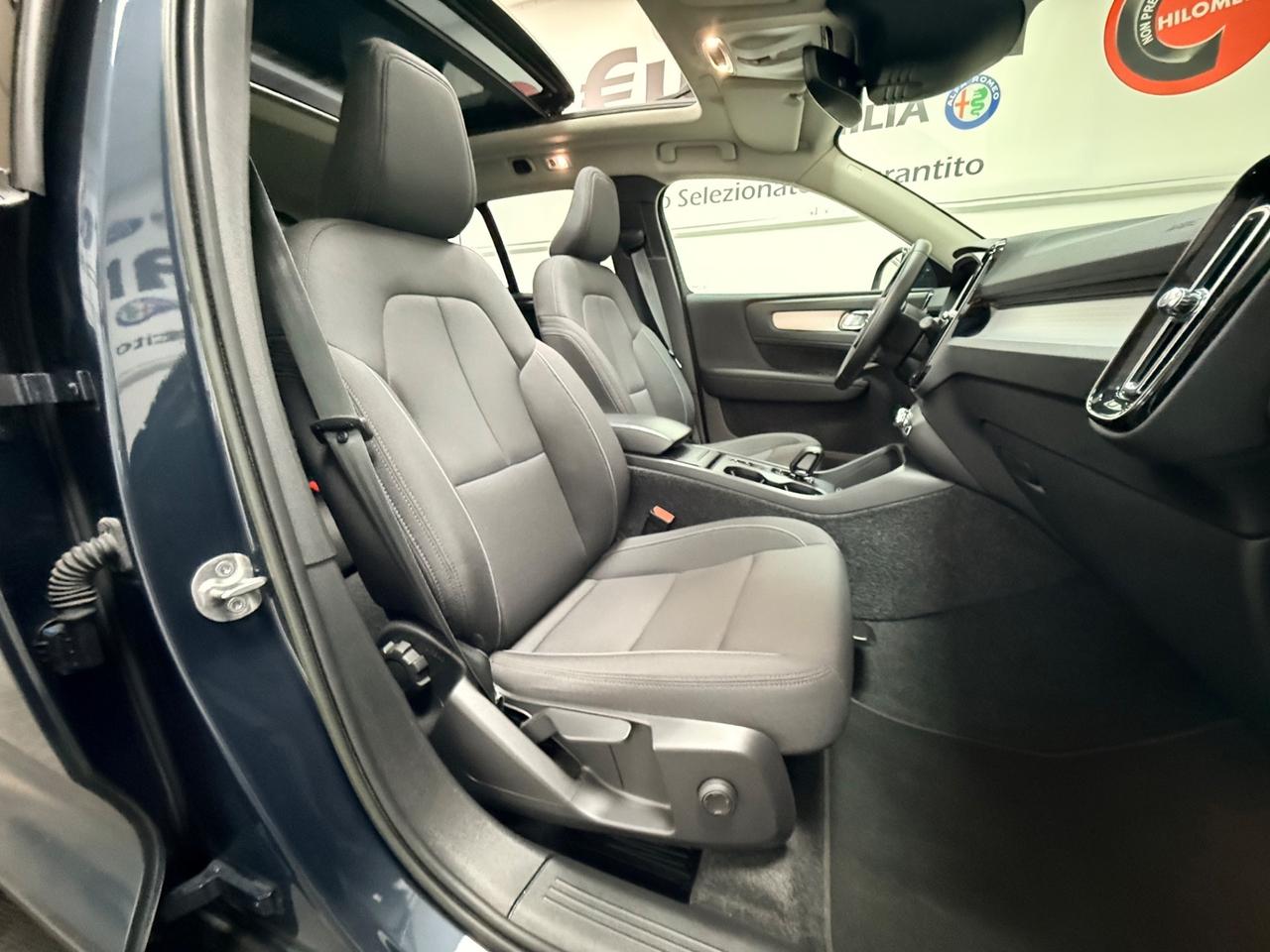 Volvo XC40 1.5 T2 aut 129cv Neopatentati Momentum 05/2022