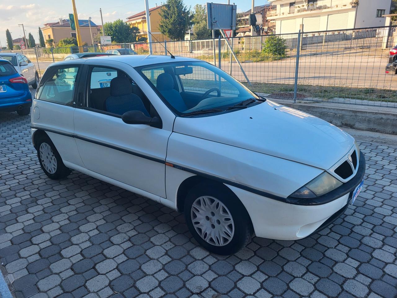 Lancia Y 1.2i cat Elefantino Blu SERVOSTERZO