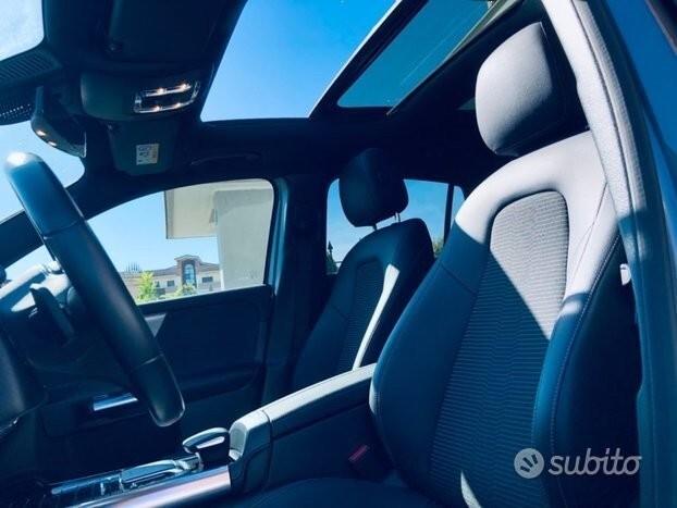 MERCEDES-BENZ GLA 200 d Automatic TETTO- AMBIENT