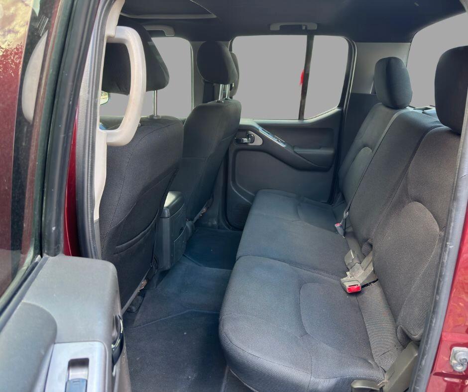 Nissan Navara 2.5 dCi 190CV 4 porte Double Cab LE