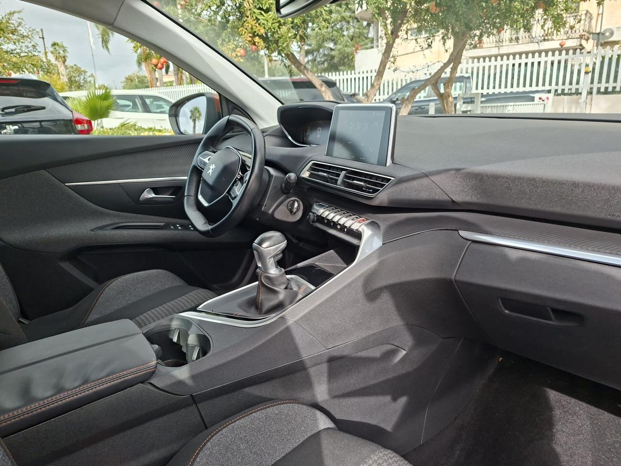 Peugeot 3008 BlueHDi 120 S&S Active