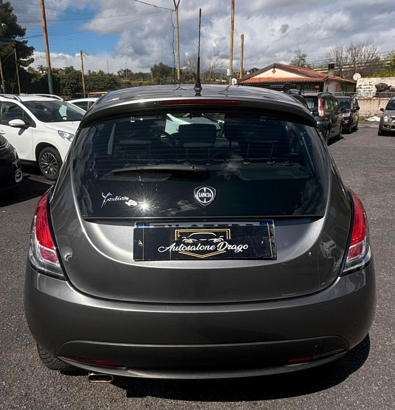 Lancia Ypsilon 1.3 MJT 16V 95 CV 5 porte S&S Elefantino
