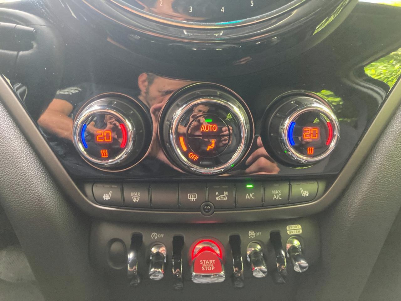 MINI Mini Countryman 2.0 Cooper D Essential auto