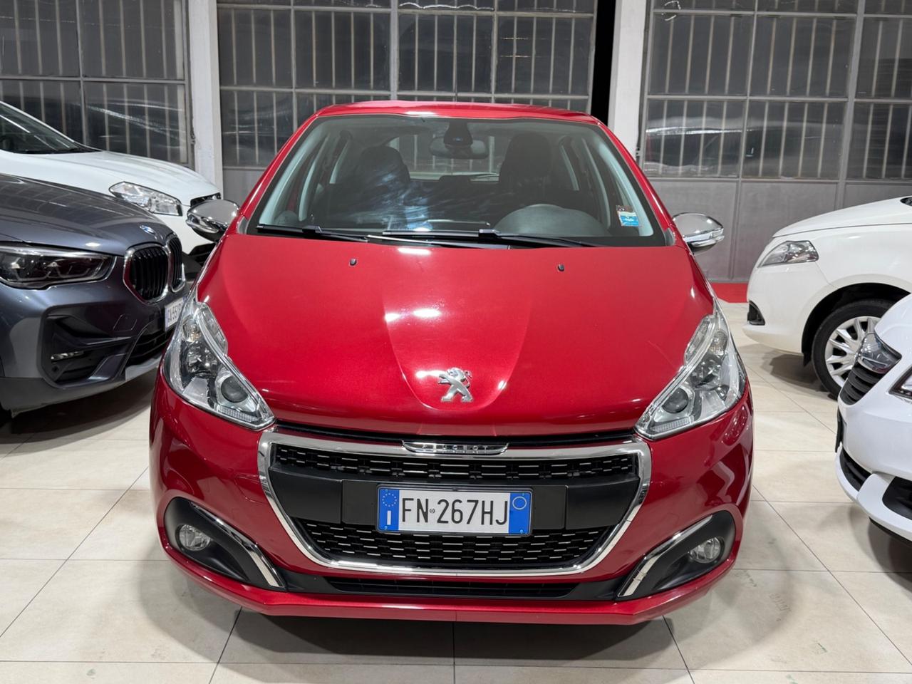 Peugeot 208 PureTech 82 5p. GPL Allure