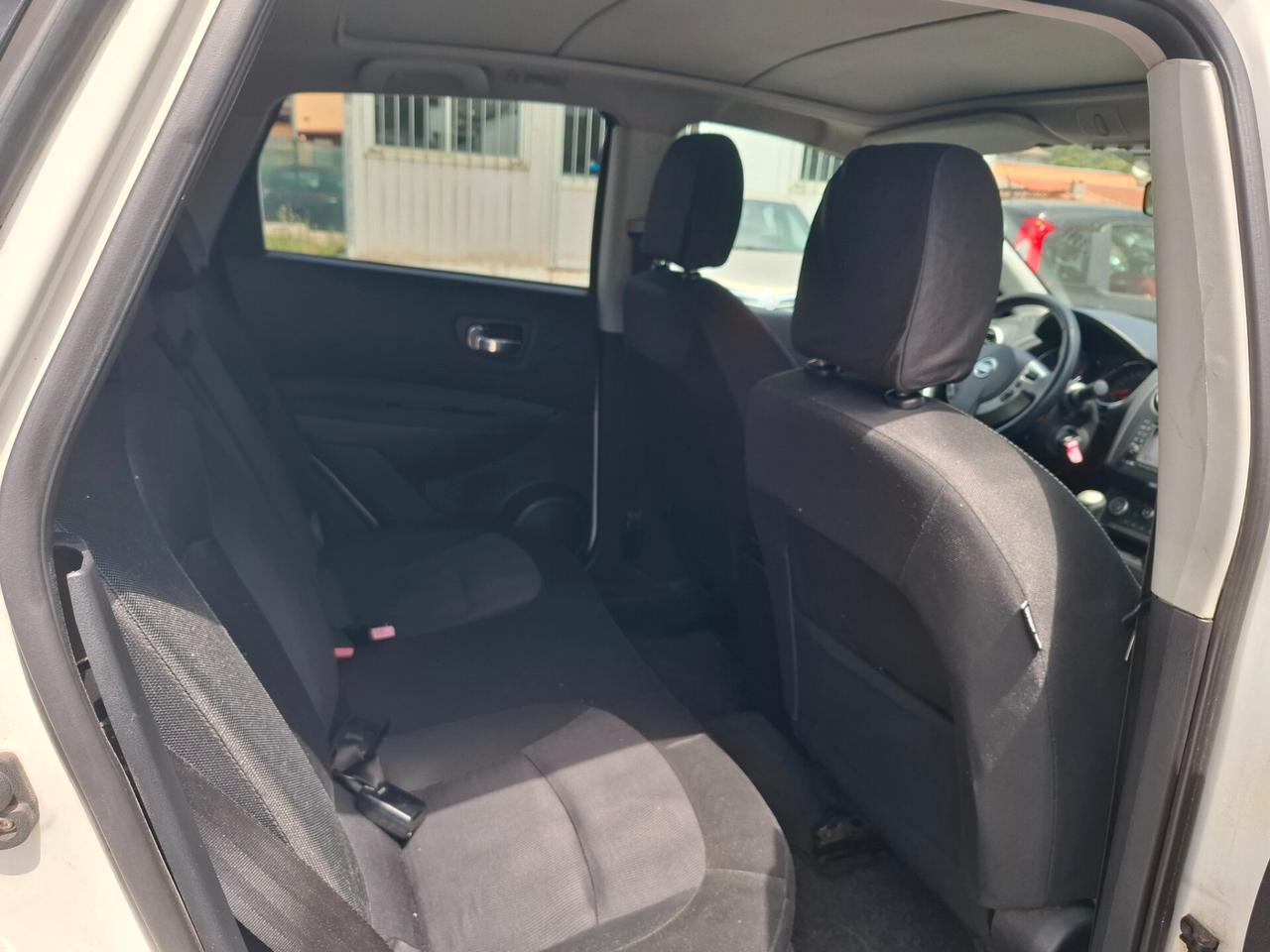 Nisan qashqai
