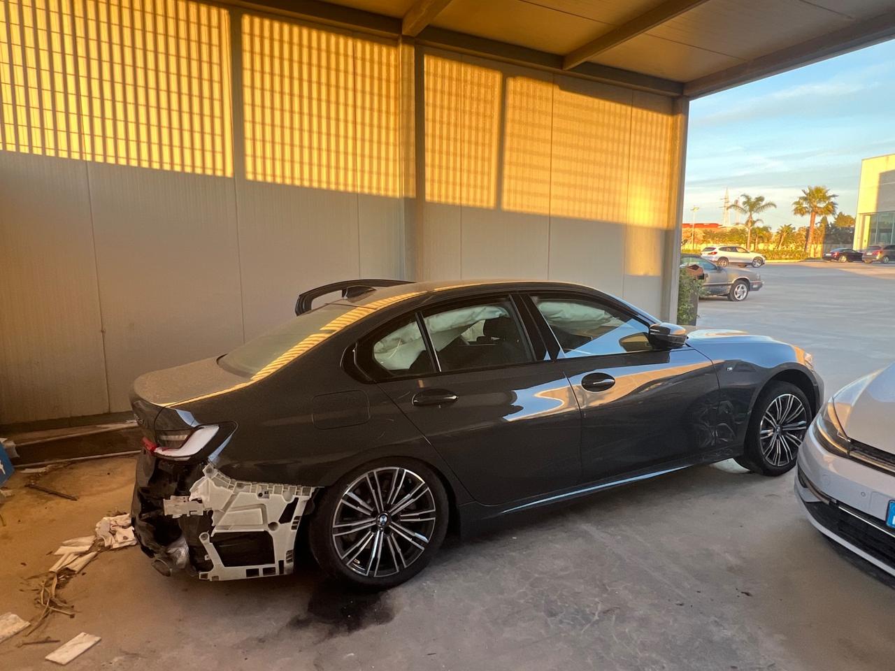 Bmw 330d xDrive Sport - INCIDENTATA -