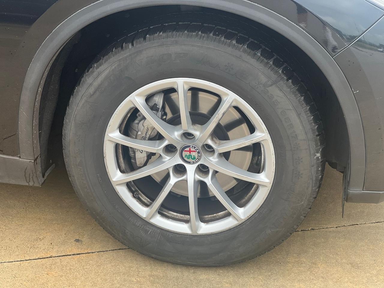 Alfa Romeo Stelvio 2.2 Turbodiesel 160 CV AT8 RWD Business