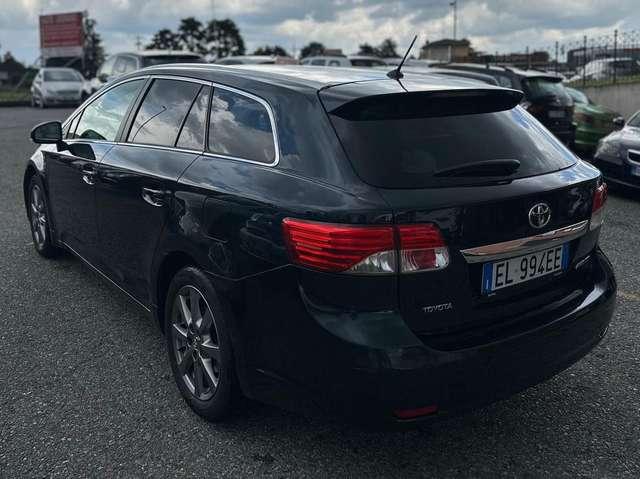 Toyota Avensis Avensis Wagon 2.0 d-4d Lounge