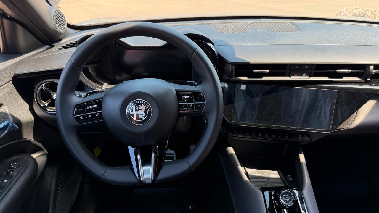 Alfa Romeo Junior 1.2 145 CV Hybrid eDCT6 Speciale