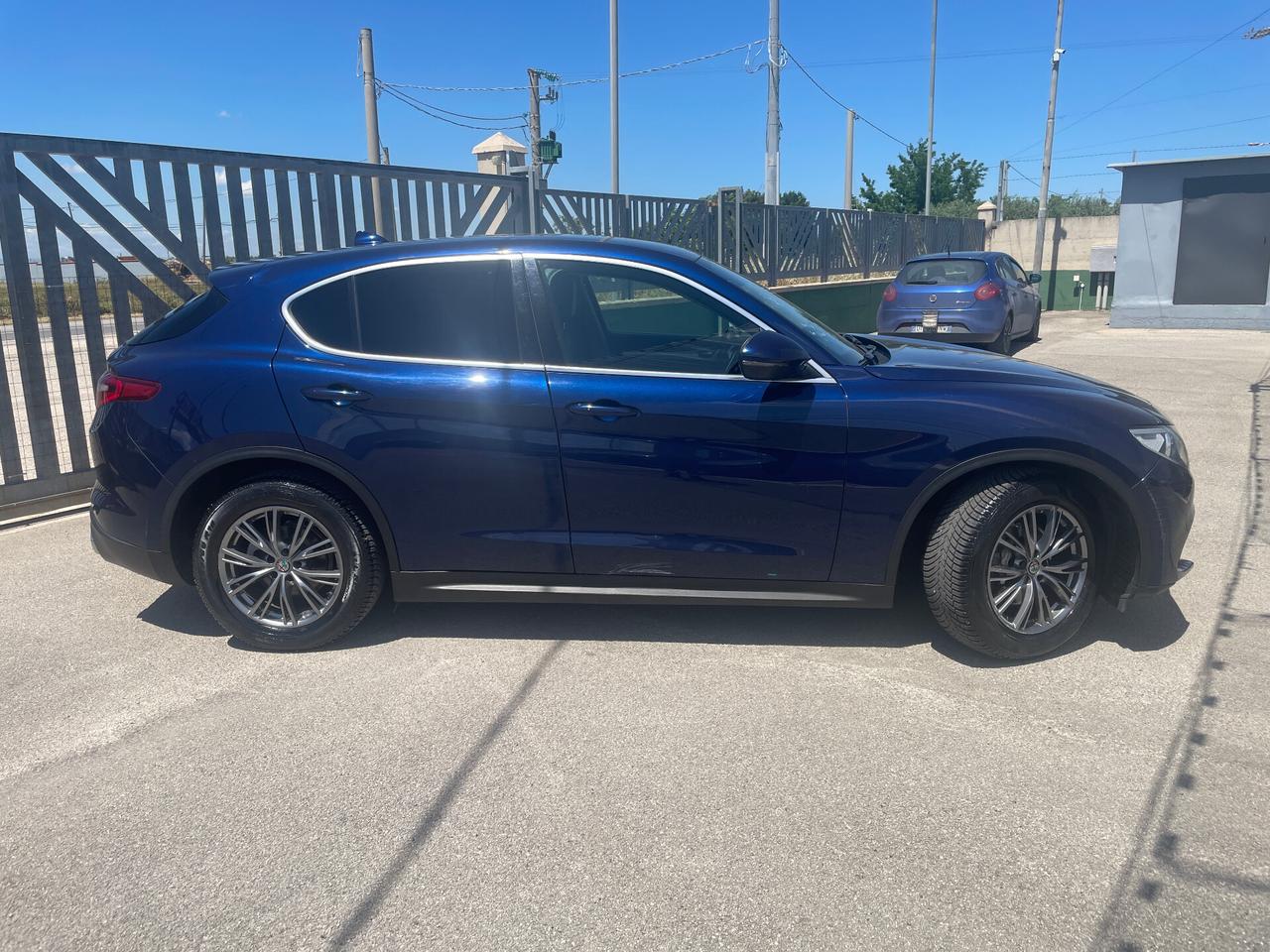 Alfa Romeo Stelvio 2.2 Turbodiesel 180 CV AT8 RWD Executive