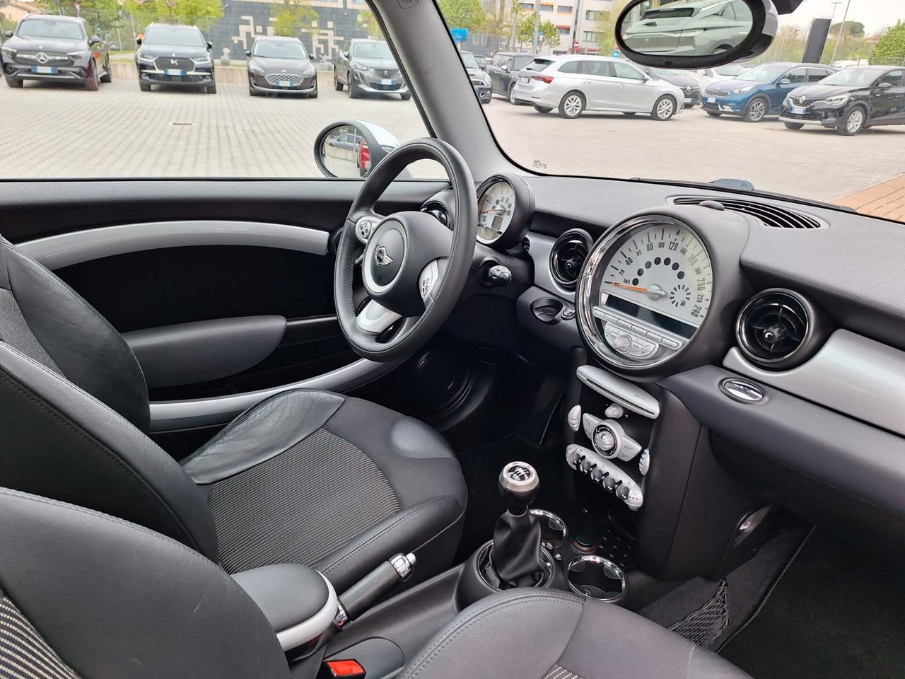 Mini 1.6 16V Cooper